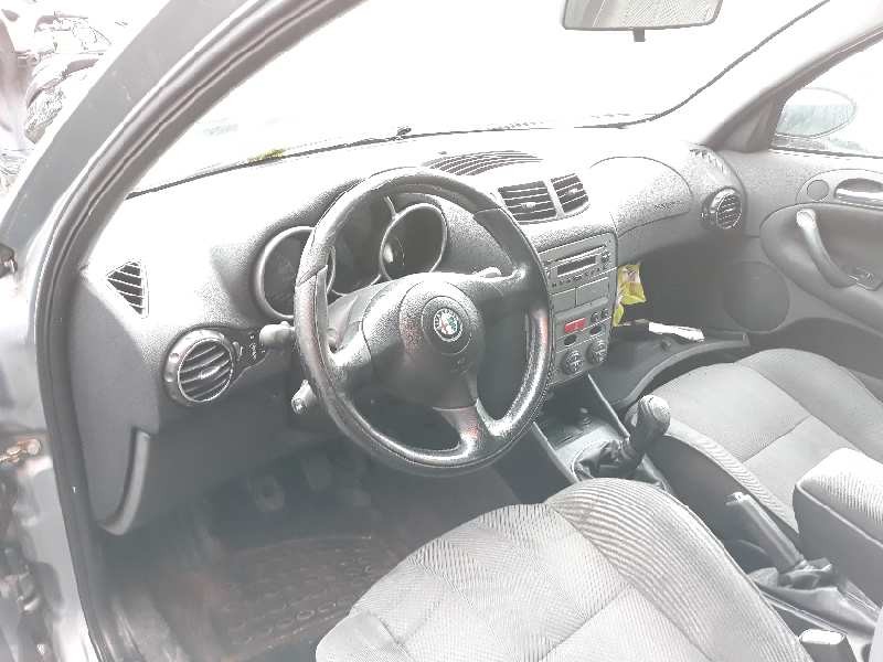 alfa romeo 147 (190) del año 2002