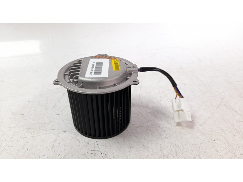 Recambio de ventilador calefaccion para kia niro referencia OEM IAM 2104280310  
