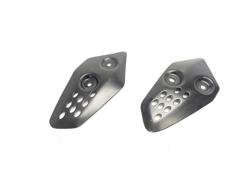 Recambio de moldura para yamaha mt-07 referencia OEM IAM 1WS2744510 1WS2744610 