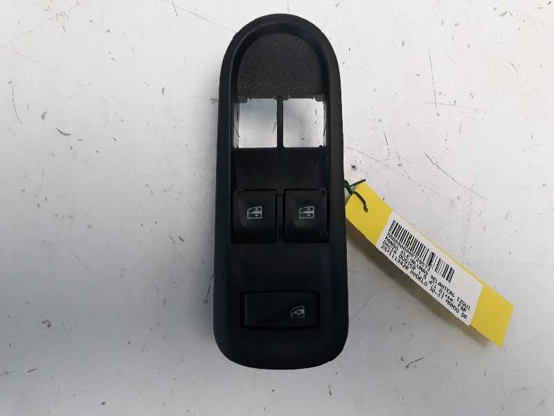 Recambio de mando elevalunas delantero izquierdo para dacia duster 1.5 dci diesel fap cat referencia OEM IAM 254111342R  