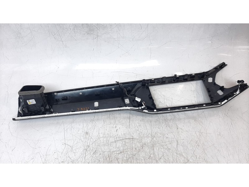 Recambio de rejilla aireadora para volkswagen t-cross 1.0 tsi referencia OEM IAM 2GM819704EVMB  