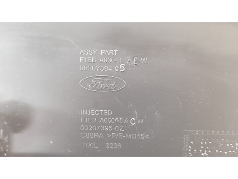 Recambio de guantera para ford focus 1.0 ecoboost cat referencia OEM IAM 0020739405  