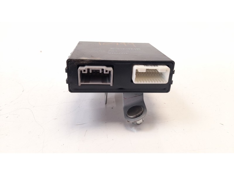 Recambio de modulo electronico para toyota c-hr referencia OEM IAM 8905010010  