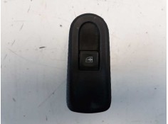 Recambio de mando elevalunas trasero izquierdo para dacia duster 1.5 dci diesel fap cat referencia OEM IAM   