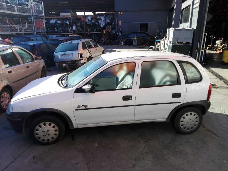 opel corsa b del año 1995