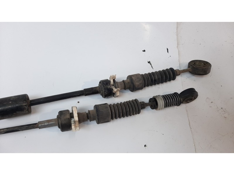 Recambio de palanca cambio para ssangyong tivoli 1.6 turbodiesel cat referencia OEM IAM 3170035000 170102104343 