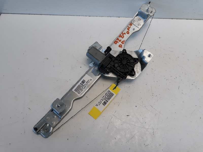 Recambio de elevalunas delantero derecho para dacia duster 1.5 dci diesel fap cat referencia OEM IAM 8200733828 106085501 492305
