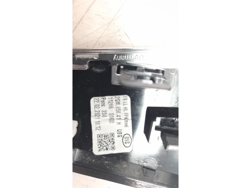 Recambio de moldura para volkswagen t-cross 1.0 tsi referencia OEM IAM 2G0858560  