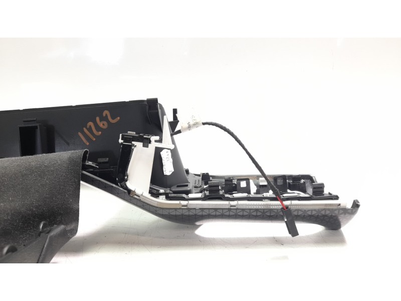 Recambio de moldura para volkswagen t-cross 1.0 tsi referencia OEM IAM 2G0858560  