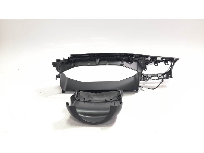 Recambio de moldura para volkswagen t-cross 1.0 tsi referencia OEM IAM 2G0858560  