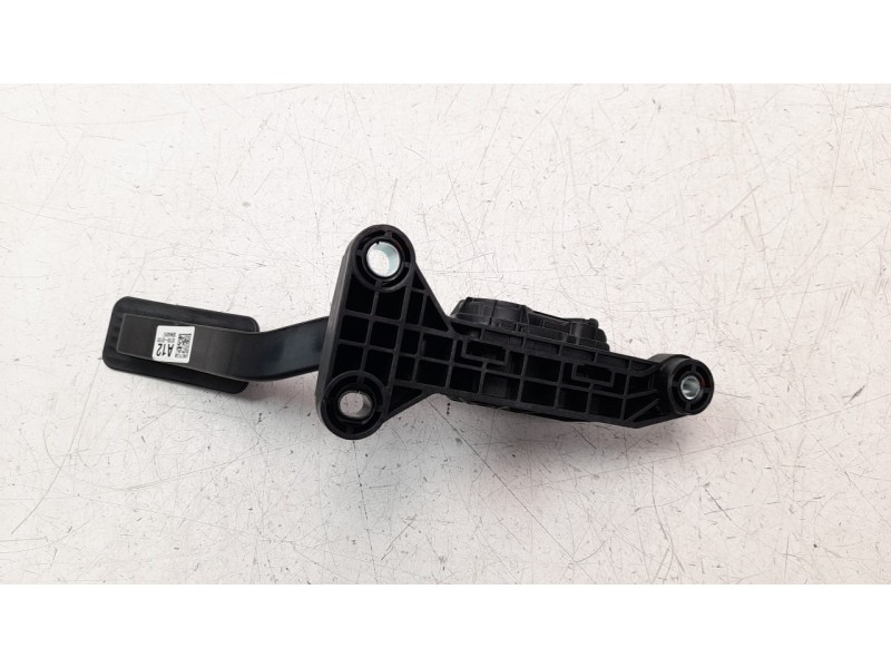 Recambio de potenciometro pedal para kia niro referencia OEM IAM 32700G2120  