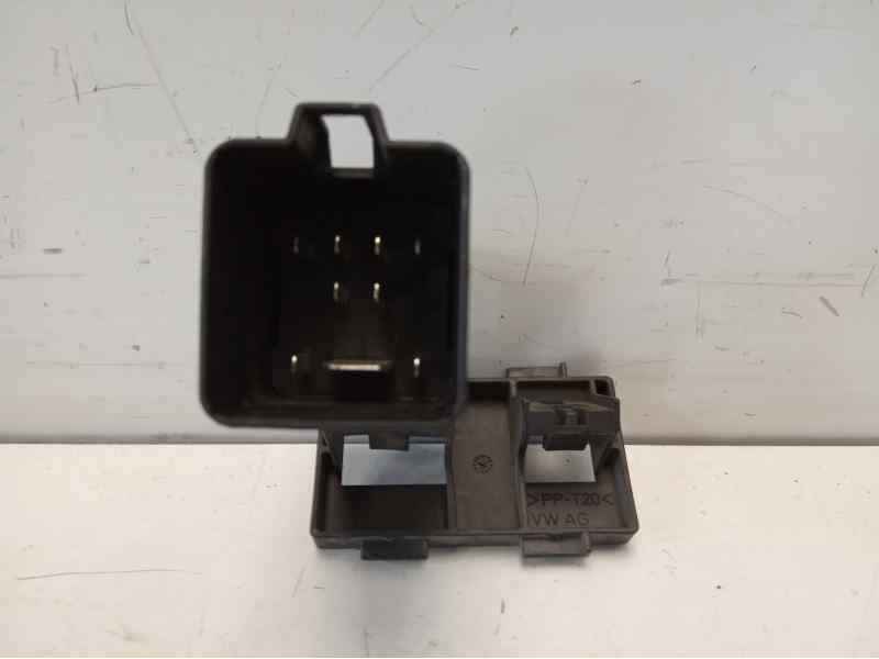 Recambio de rele para volkswagen golf plus (5m1) highline referencia OEM IAM 1K0906381  