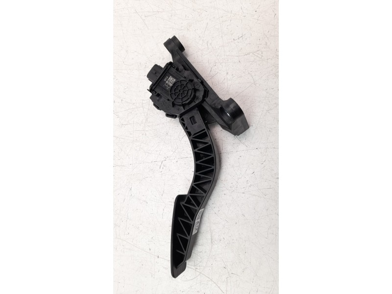 Recambio de potenciometro pedal para kia niro referencia OEM IAM 32700G2120  