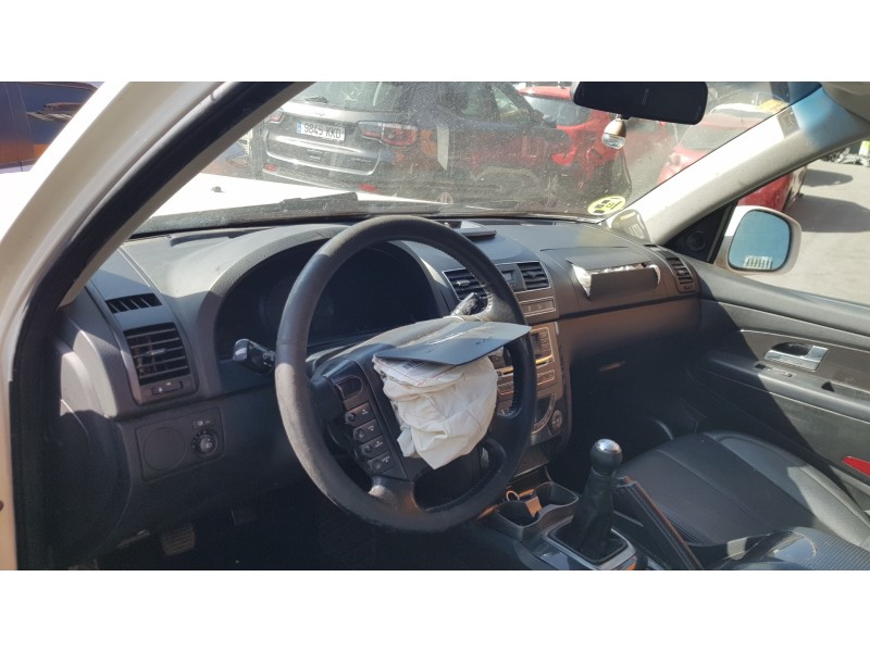 ssangyong rexton w del año 2014