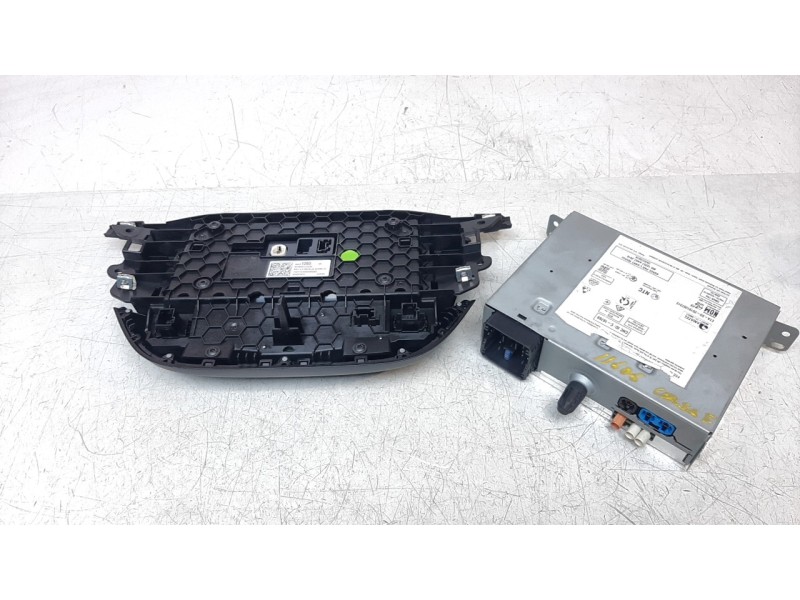 Recambio de sistema navegacion gps para opel corsa f 1.2 referencia OEM IAM 39231265  