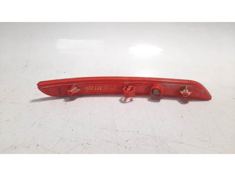 Recambio de piloto trasero derecho paragolpes para ssangyong tivoli 1.6 turbodiesel cat referencia OEM IAM 8390235000  