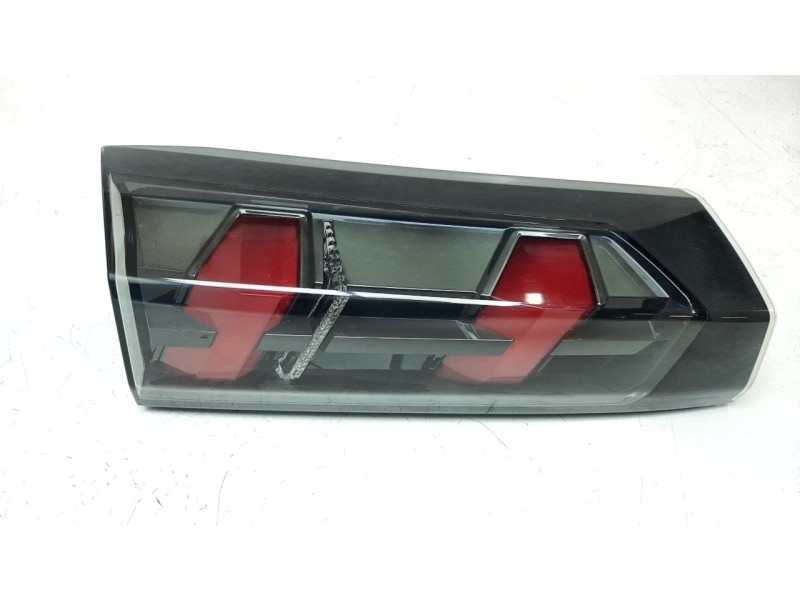 Recambio de piloto trasero izquierdo interior para peugeot 2008 (p1) active referencia OEM IAM 9825957580  