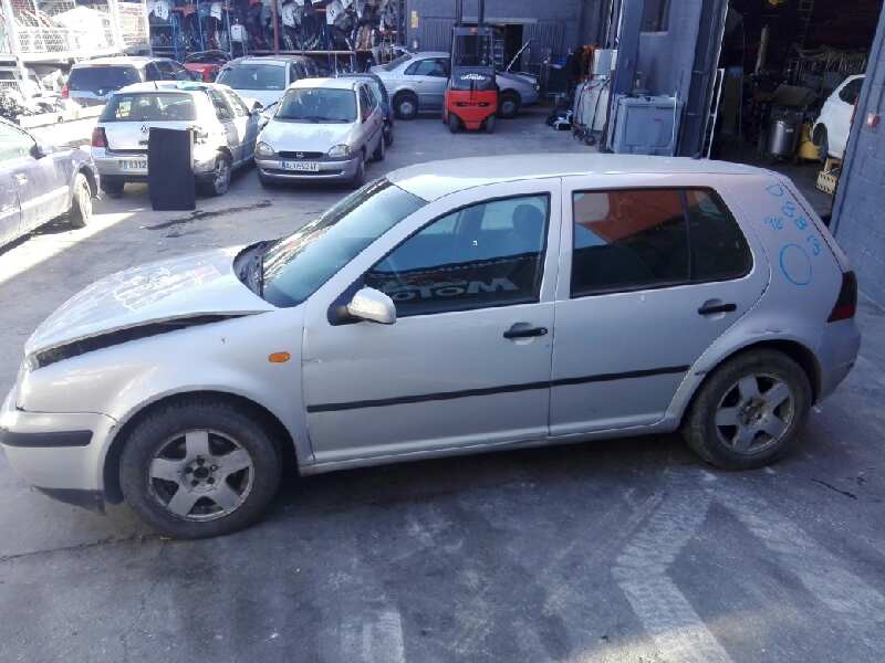 volkswagen golf iv berlina (1j1) del año 1998