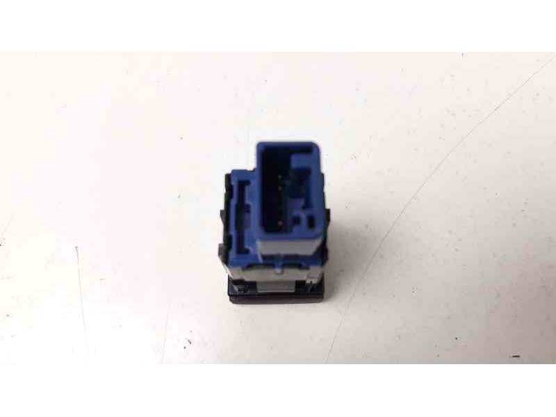 Recambio de interruptor para toyota yaris hybrid active referencia OEM IAM 4192188  