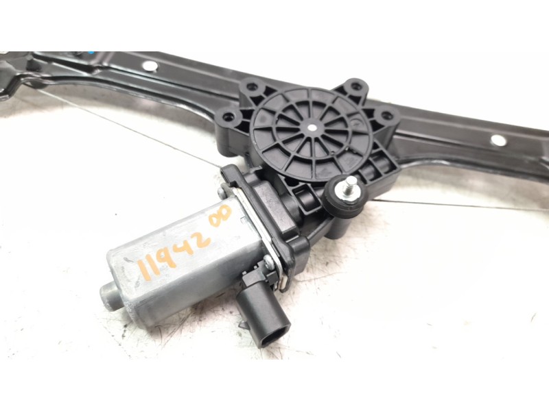 Recambio de elevalunas delantero derecho para fiat 500 (312) berlina dolcevita referencia OEM IAM 52204607 106095801 