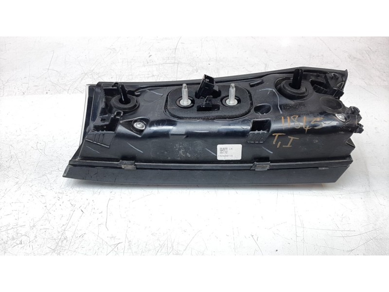 Recambio de piloto trasero izquierdo interior para peugeot 2008 (p1) active referencia OEM IAM 9825957580  