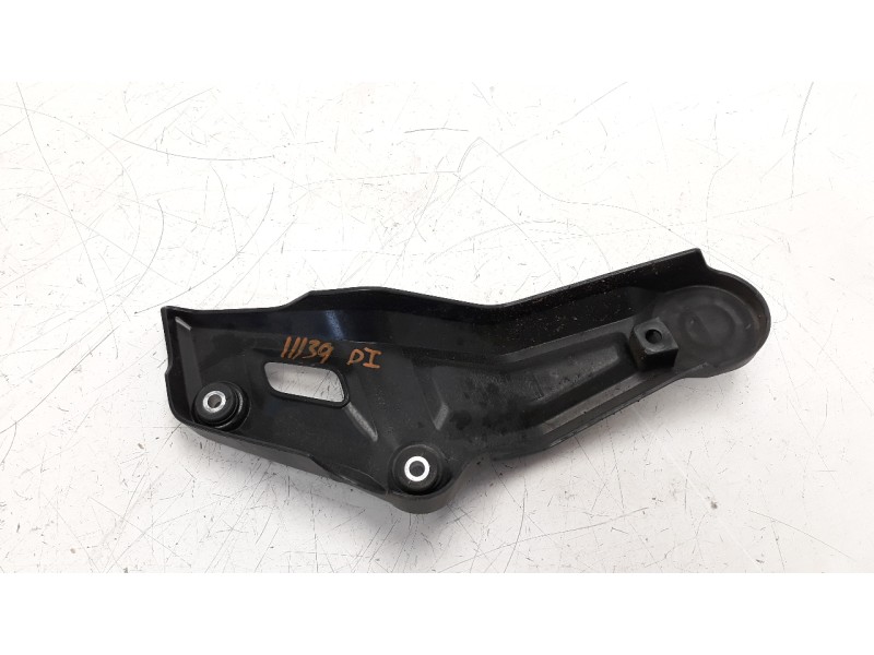 Recambio de moldura para yamaha mt-07 referencia OEM IAM BAT27453  