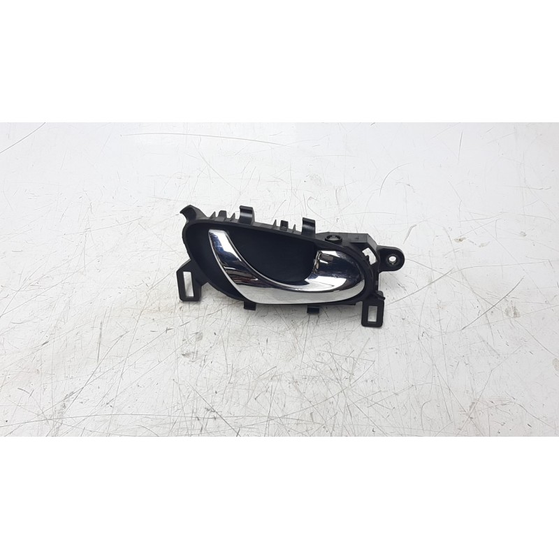Recambio de maneta interior trasera derecha para nissan pulsar (c13) 1.2 16v cat referencia OEM IAM 806704EA0A  