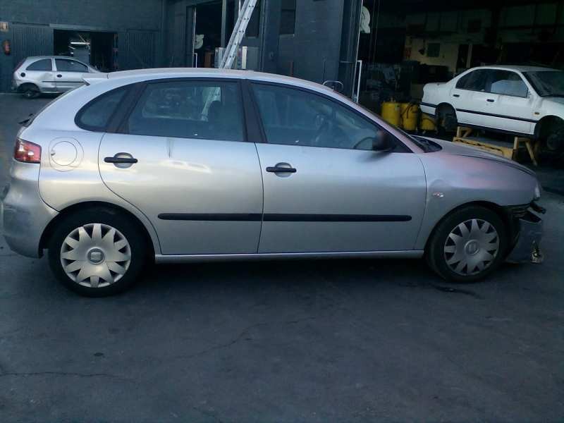 seat ibiza (6l1) del año 2006