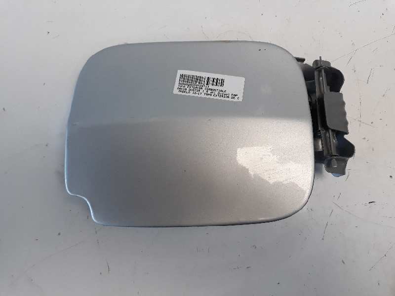 Recambio de tapa exterior combustible para dacia duster 1.5 dci diesel fap cat referencia OEM IAM 821017139R  