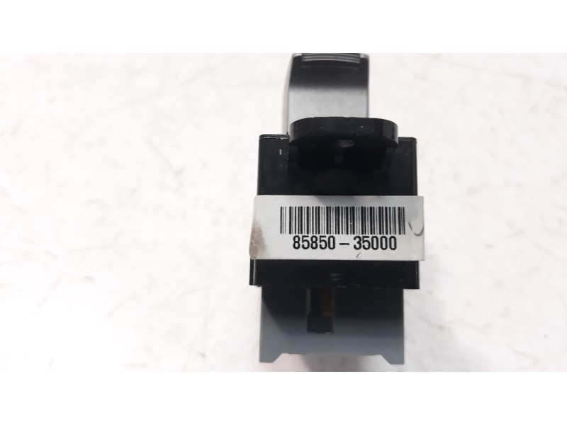 Recambio de mando elevalunas delantero derecho para ssangyong tivoli 1.6 turbodiesel cat referencia OEM IAM 8585035000  