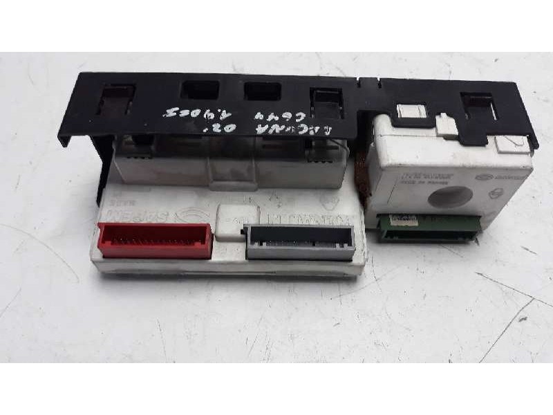 Recambio de pantalla multifuncion para renault laguna ii (bg0) authentique referencia OEM IAM P8200002604A  