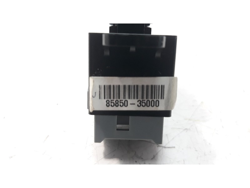 Recambio de mando elevalunas trasero derecho para ssangyong tivoli 1.6 turbodiesel cat referencia OEM IAM 8585035000  