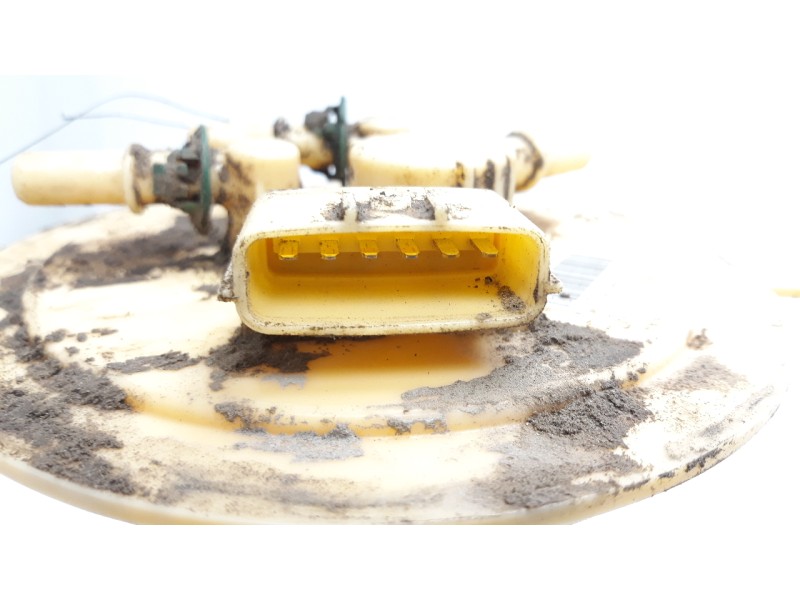 Recambio de bomba combustible para nissan np300 pick-up (d23) 2.3 dci diesel cat referencia OEM IAM 170404KJ1A 0580203327 