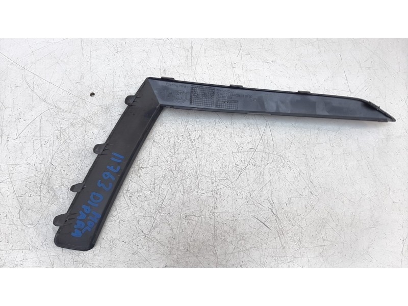 Recambio de moldura paragolpe delantera izquierda para skoda octavia lim. (nx3) ambition referencia OEM IAM 5E3807833  