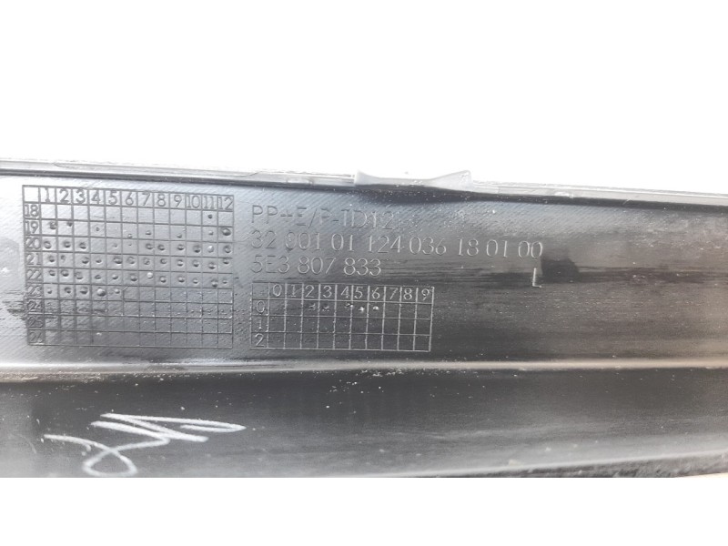 Recambio de moldura paragolpe delantera izquierda para skoda octavia lim. (nx3) ambition referencia OEM IAM 5E3807833  