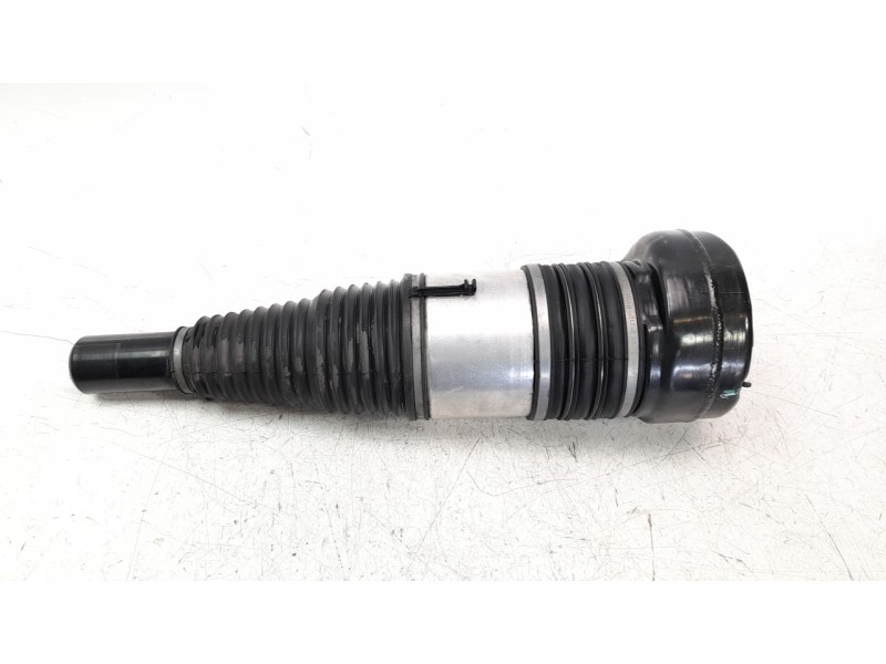 Recambio de amortiguador delantero derecho para audi q7 4mg referencia OEM IAM 4M0616039BD  