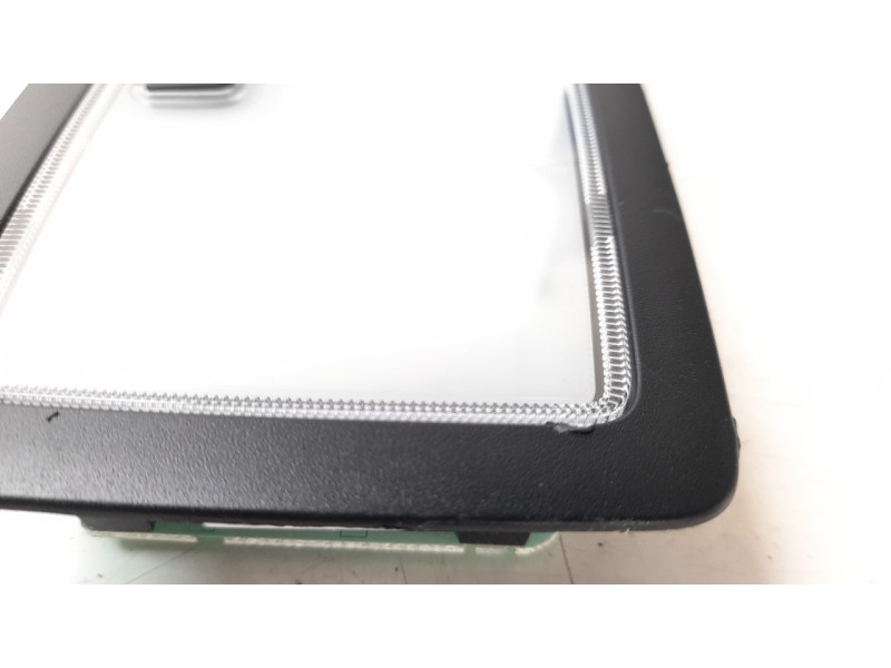 Recambio de luz interior para lexus ux (za10) referencia OEM IAM 8136076010A0  