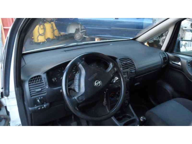 opel zafira a del año 2001