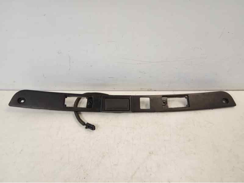 Recambio de maneta exterior porton para ssangyong tivoli limited 4x2 referencia OEM IAM   