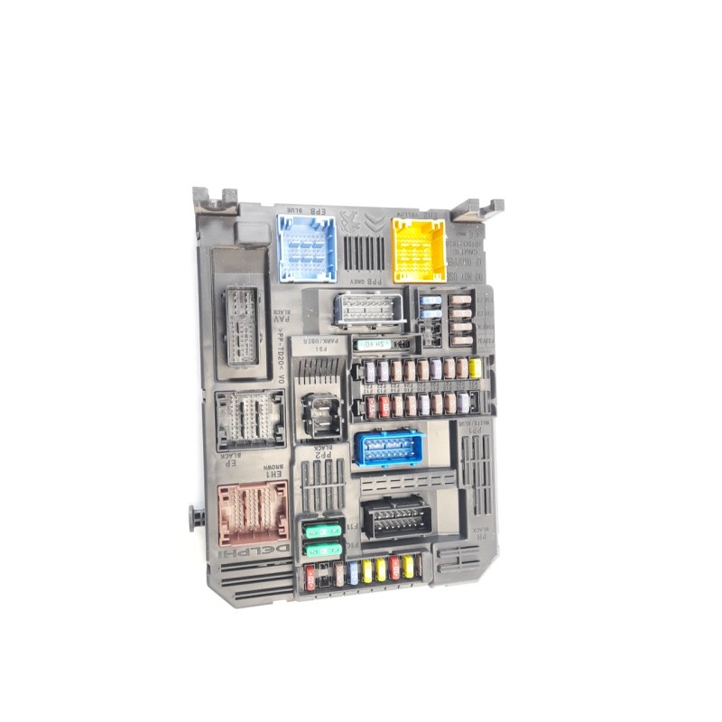 Recambio de caja reles / fusibles para opel corsa f 1.2 referencia OEM IAM 9830707680  