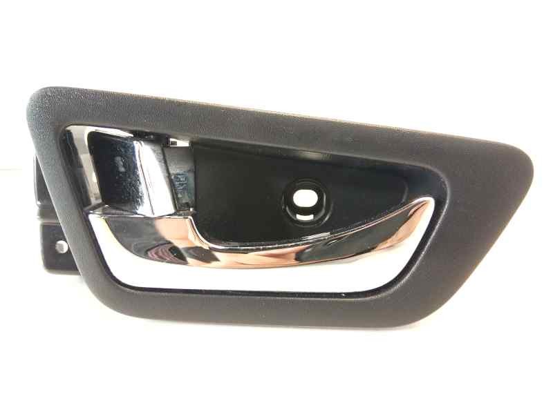 Recambio de maneta interior delantera izquierda para ssangyong tivoli limited 4x2 referencia OEM IAM   