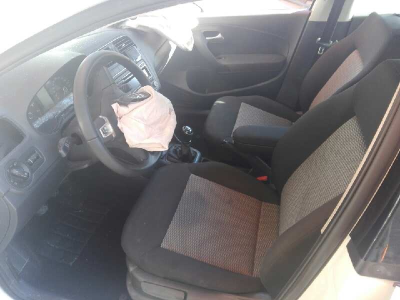 volkswagen polo (6r1) del año 2013