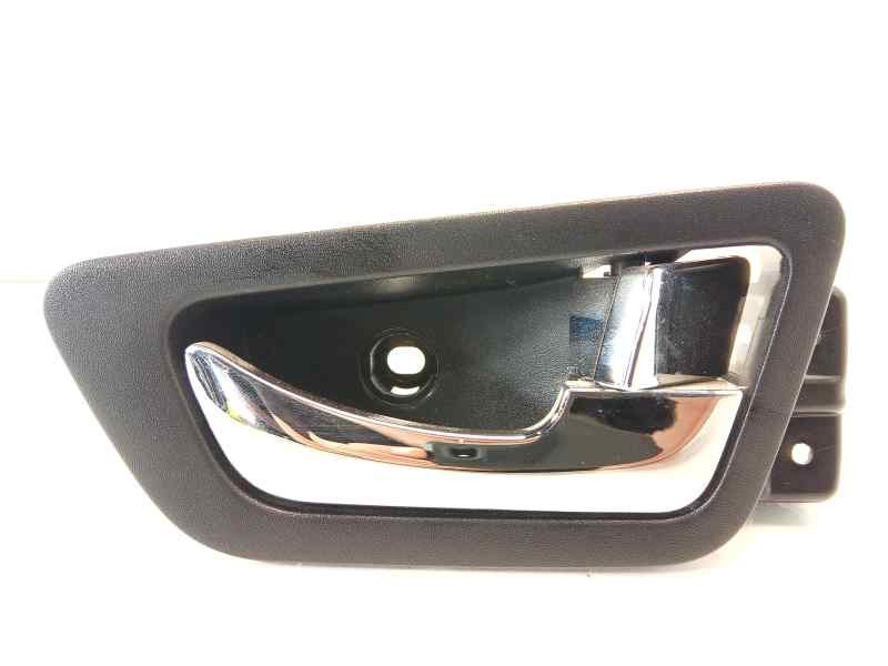 Recambio de maneta interior trasera derecha para ssangyong tivoli limited 4x2 referencia OEM IAM   