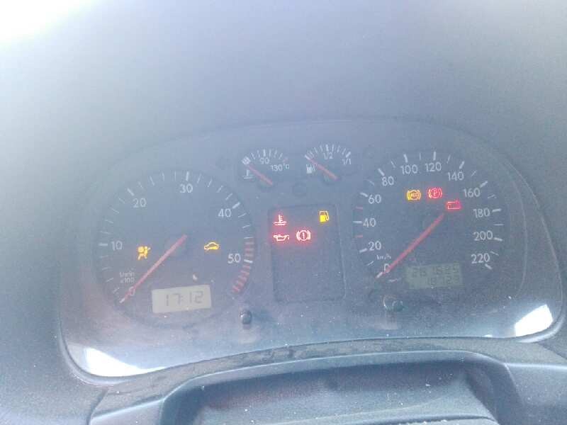 volkswagen golf iv berlina (1j1) del año 1998