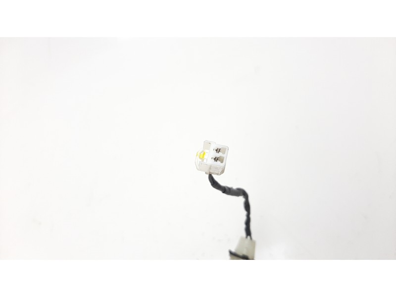 Recambio de maneta exterior porton para mazda 3 lim. () luxury referencia OEM IAM GS2A676S0  