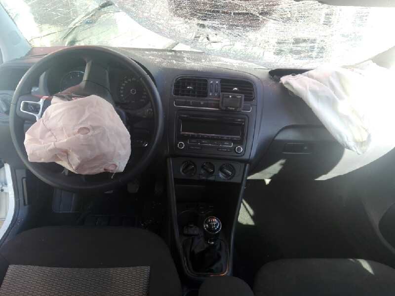 volkswagen polo (6r1) del año 2013