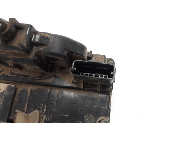 Recambio de cerradura puerta trasera derecha para nissan np300 pick-up (d23) 2.3 dci diesel cat referencia OEM IAM 825004JK0A  