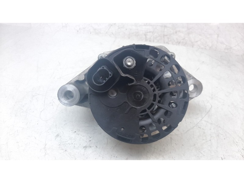 Recambio de alternador para jeep renegade 1.6 m-jet cat referencia OEM IAM 51884351 ALF050203 