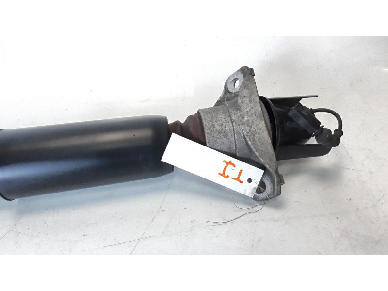 Recambio de amortiguador trasero izquierdo para audi q7 4mg referencia OEM IAM 4M0513021BK  
