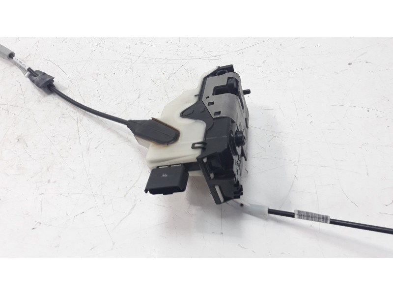 Recambio de cerradura puerta delantera derecha para peugeot 2008 (--.2013) 1.2 12v e-thp referencia OEM IAM 9812500780  